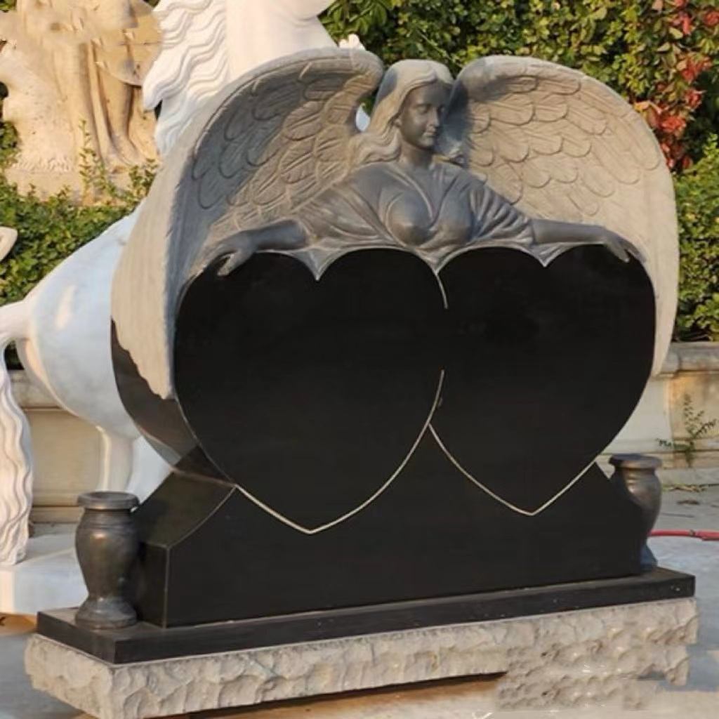 شاهد قبر الملاك الحارس ذو القلب المزدوج