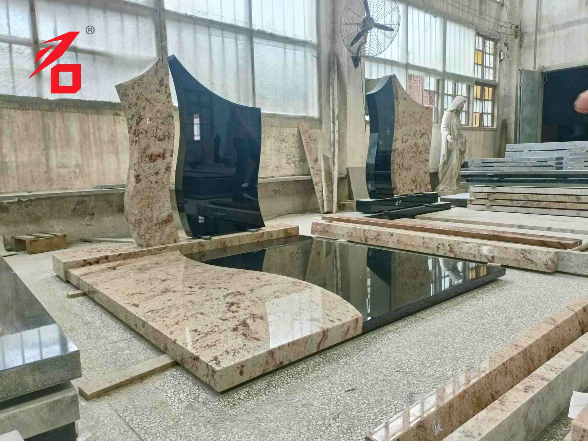 شاهد القبر النحتي الفني الأسترالي